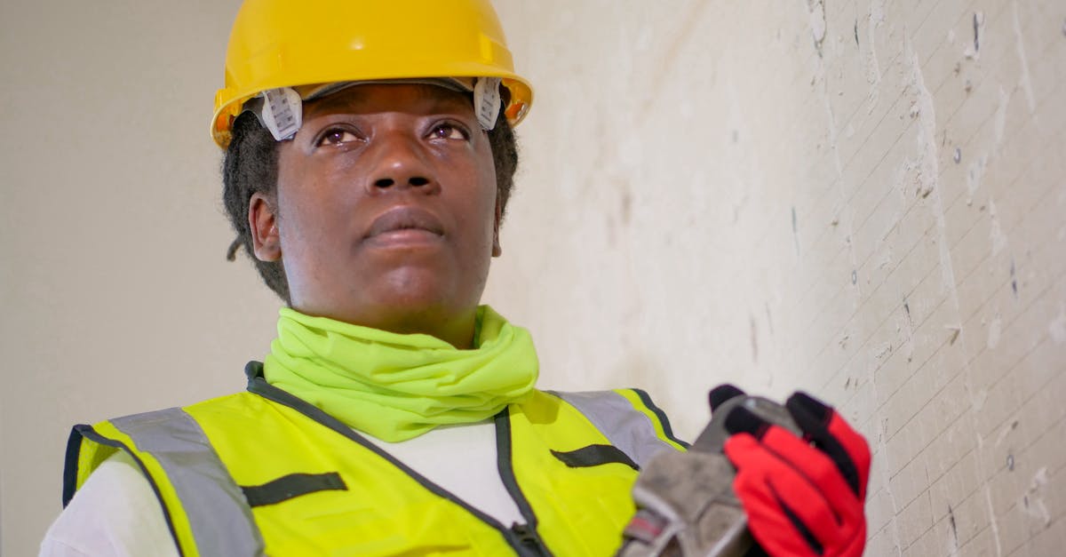 How much does it cost to fix a split pipe?